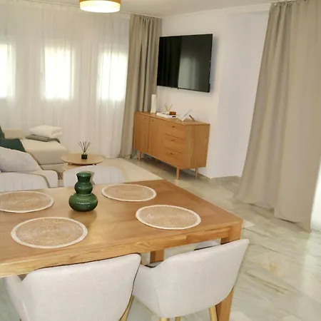 Fuengirola- Boliches * Фуэнхирола